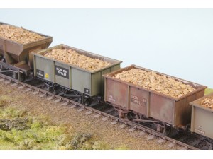 Iron Ore N Wagon Loads (with insert boards)